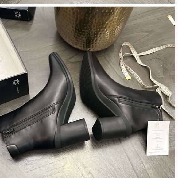 NEW Naturalizer Avery Waterproof Sqaure Toe Boots Side Zipper Chunky Heel Sz8 - Picture 5 of 9